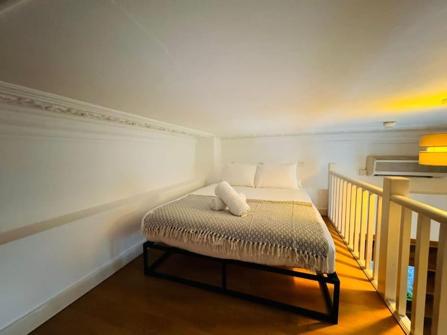 Trio'S Haven In Portebello Road London Exterior photo