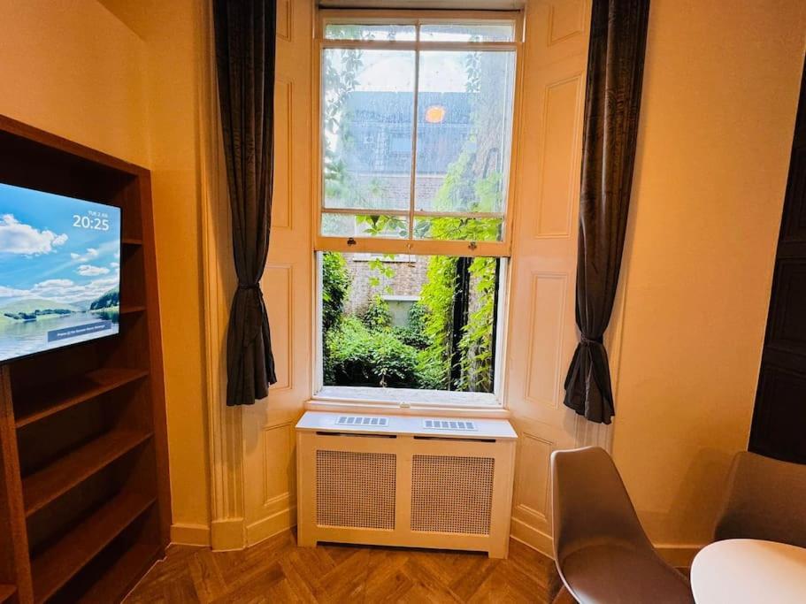 Trio'S Haven In Portebello Road London Exterior photo